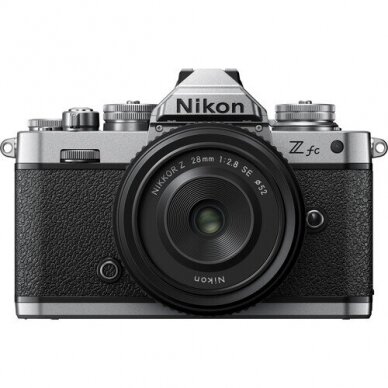 Nikon Z FC + Z 28MM F/2.8 SE 1